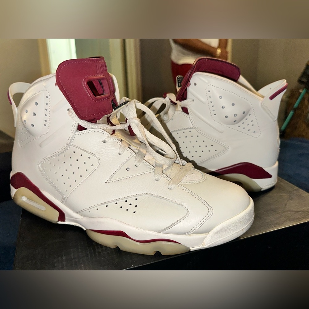 Air Jordan 6 Retro OG “Maroon” Size 11.5 - Picture 4 of 4